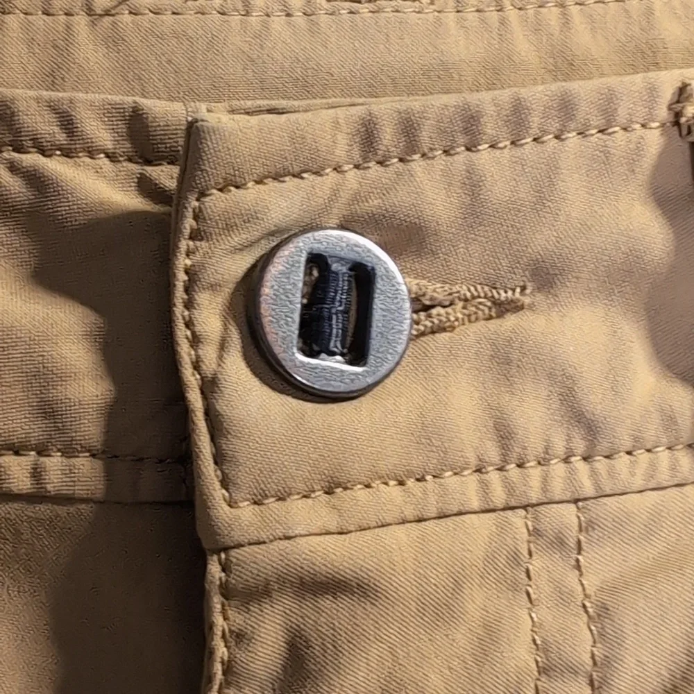Black Diamond Credo Climbing Short Size 30 in Khaki Tan / Mustard